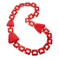 RED CHAIN AND TRIANGLE – My Size
